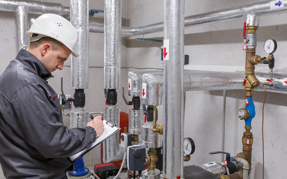 pose de pompe à chaleur aérothermique